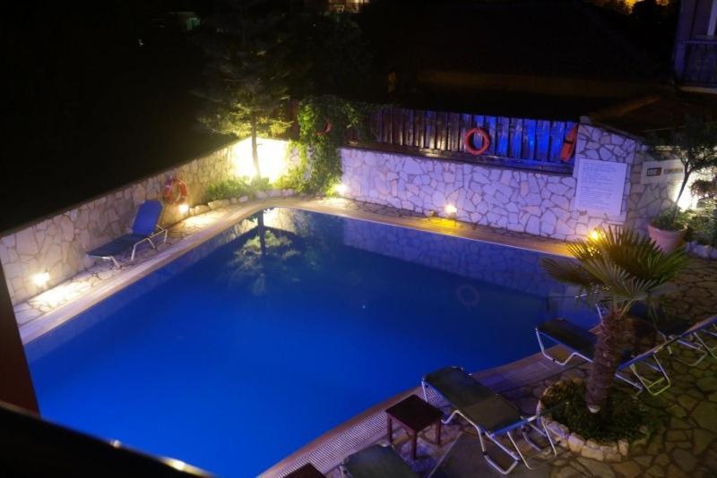 Aparthotel Golden Star Nydri  Esterno foto