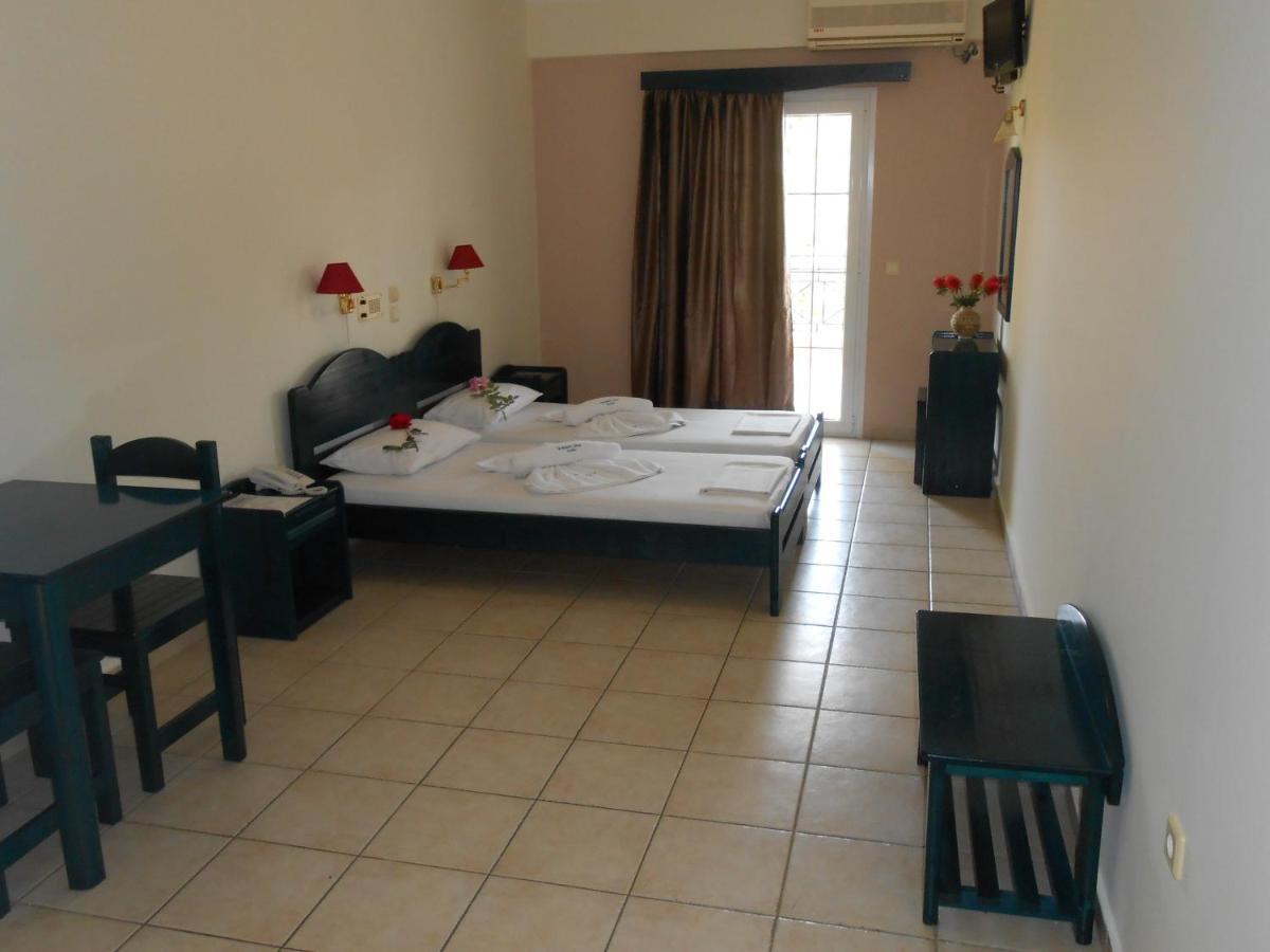 Aparthotel Golden Star Nydri  Esterno foto