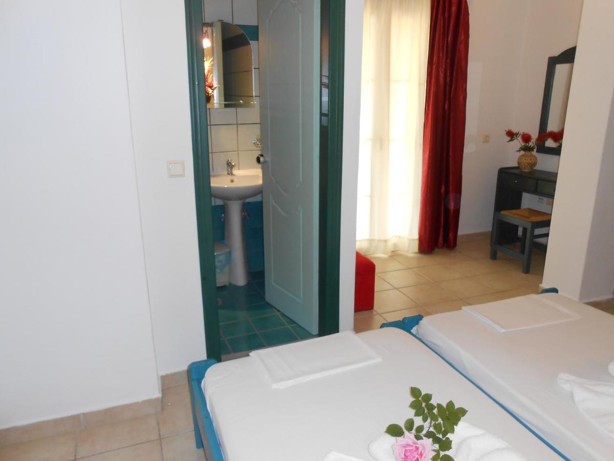 Aparthotel Golden Star Nydri  Esterno foto